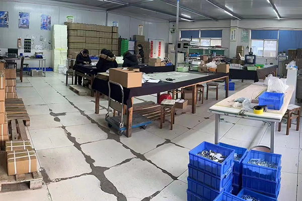 钕铁硼永磁与铁氧体磁铁的性能对比与应用差异